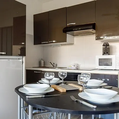 Coco - Beau 2 P Climatise Wifi Terrasse Piscine Apartman