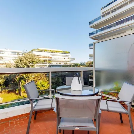Coco - Beau 2 P Climatise Wifi Terrasse Piscine Apartment